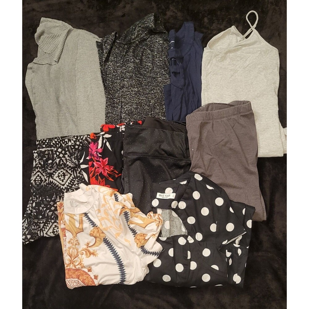 Mixed Lot Of Women's Size XL Clothing